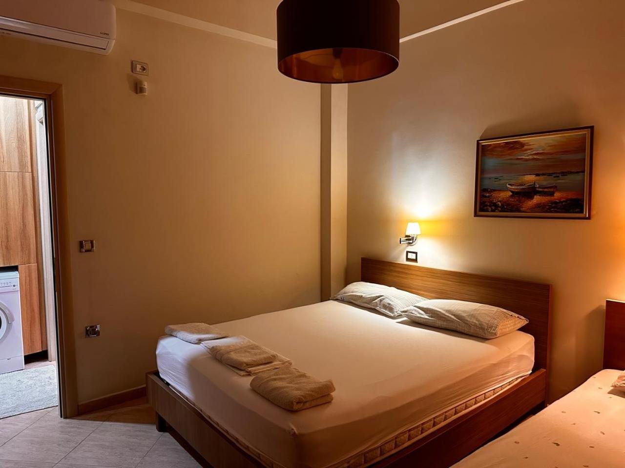 Vila Violeta 1 Vlorë Extérieur photo